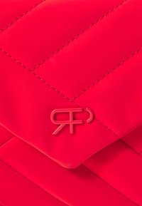 Thumbnail Image 5