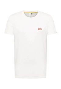 Camiseta de algodón blanca con cuello redondo. Presenta un pequeño gráfico de una furgoneta roja en el lado izquierdo del pecho. Mangas cortas, corte normal.