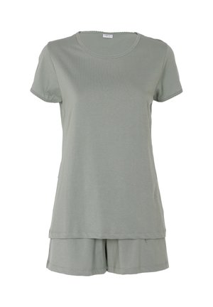 Set pigiama verde chiaro a maniche corte con scollo rotondo e pantaloncini abbinati, mostrato su sfondo bianco.