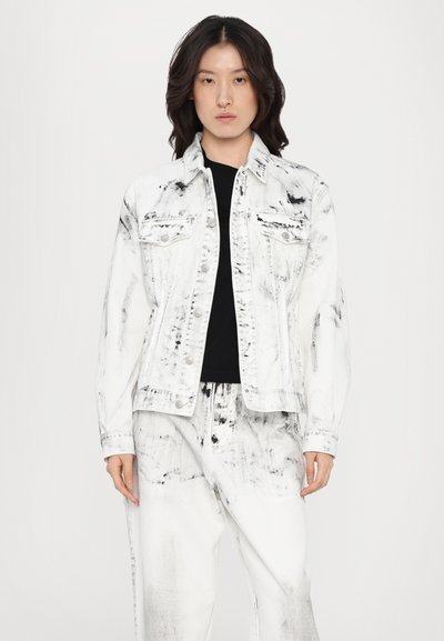 MOSCHINO LAUREL CROWN EMBLEM - Wide leg - fantasia bianco