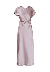 Lång, satin klänning i ljusrosa med korta ärmar och en snodd detalj vid midjan. Slät textur och flödande silhuett.