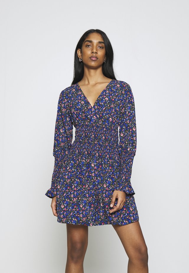 SHIRRED WAIST AND CUFF SKATER DRESS - Robe d'été - blue