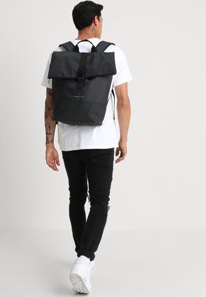 TARP LORENZ - Tagesrucksack - black