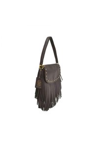 Borsa a tracolla in pelle marrone con dettagli in frange, borchie dorate sulla patta e una tracolla. Include un'etichetta decorativa.