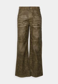 Vida byxor i olivgrön färg, tillverkade av texturerad tyg med en sliten finish. Har fyra fickor och kontrasterande sömmar.