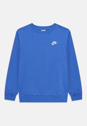 Blå langærmet crewneck-sweatshirt med ribkant ved ærmer og kant, med et lille hvidt Nike-logo på venstre bryst.