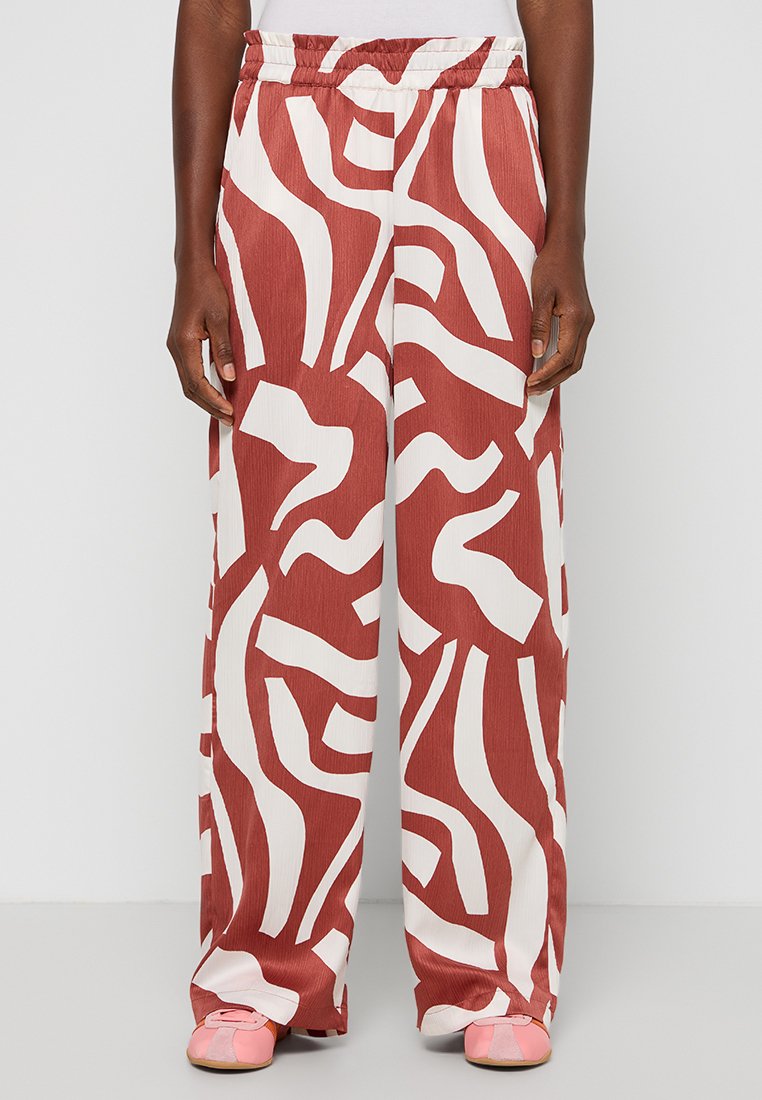 Vero Moda Broek lichtrood Vero Moda Broek lichtrood