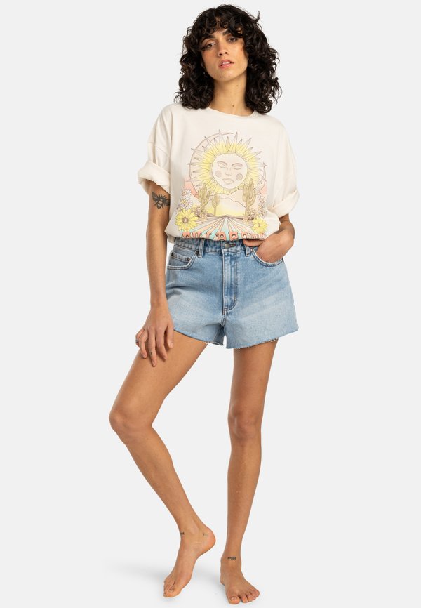 CHASIN SUNSHINE - Print T-shirt - scs4