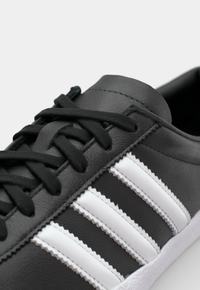 adidas gazelle silver green womens Adidas | Japan Sneakers for Women main image 1