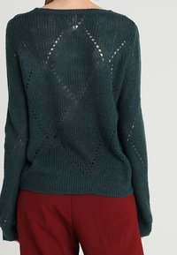 QS Strickpullover - green