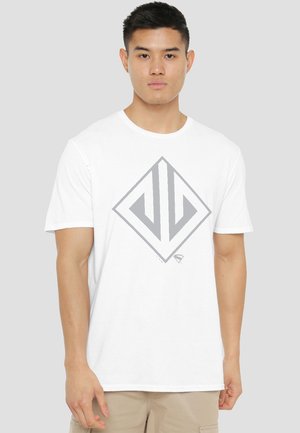 Cotton Soul, SUPERMAN 2025 JUSTICE GANG LOGO - Print T-shirt - white