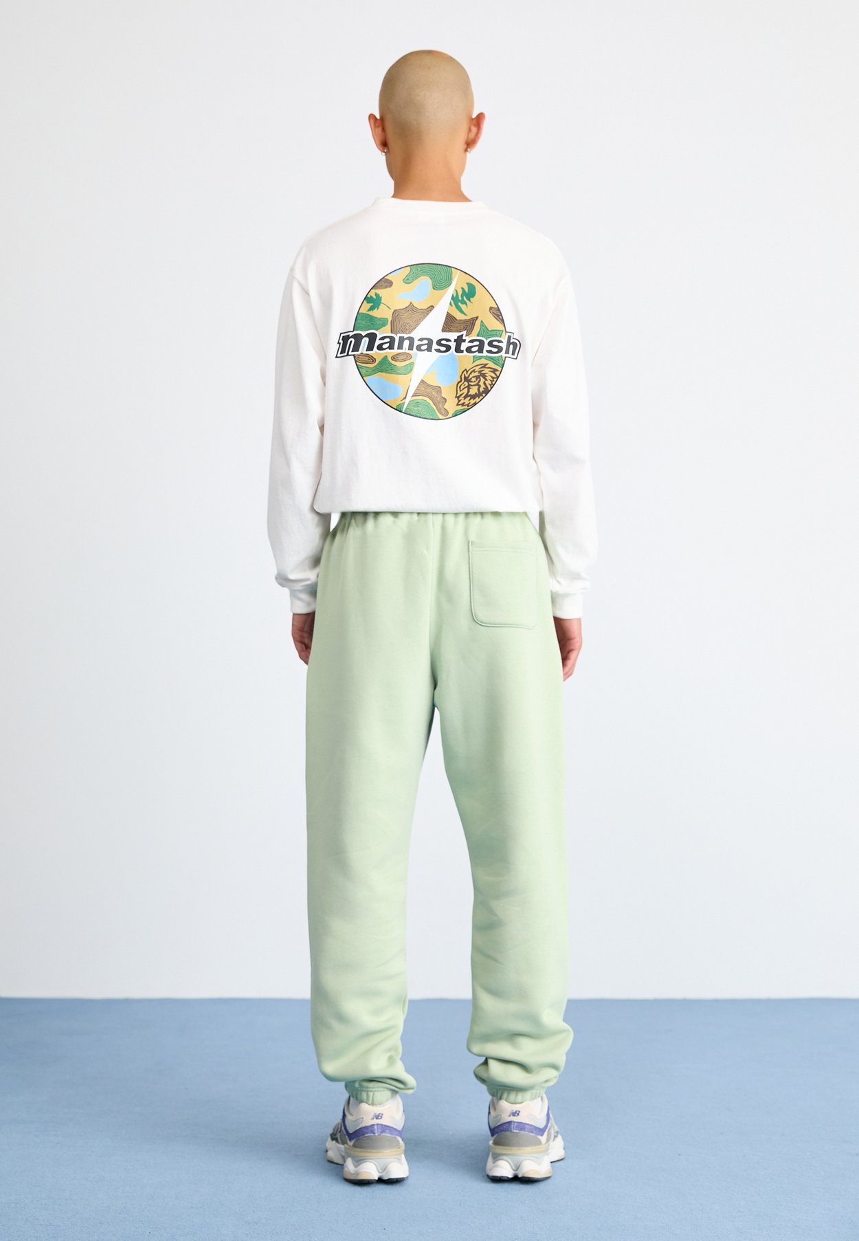 SPORT ESSENTIALS JOGGER
