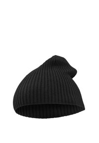 Strikket svart lue med ribbestruktur, mykt materiale og en slouchy design med spiss topp.