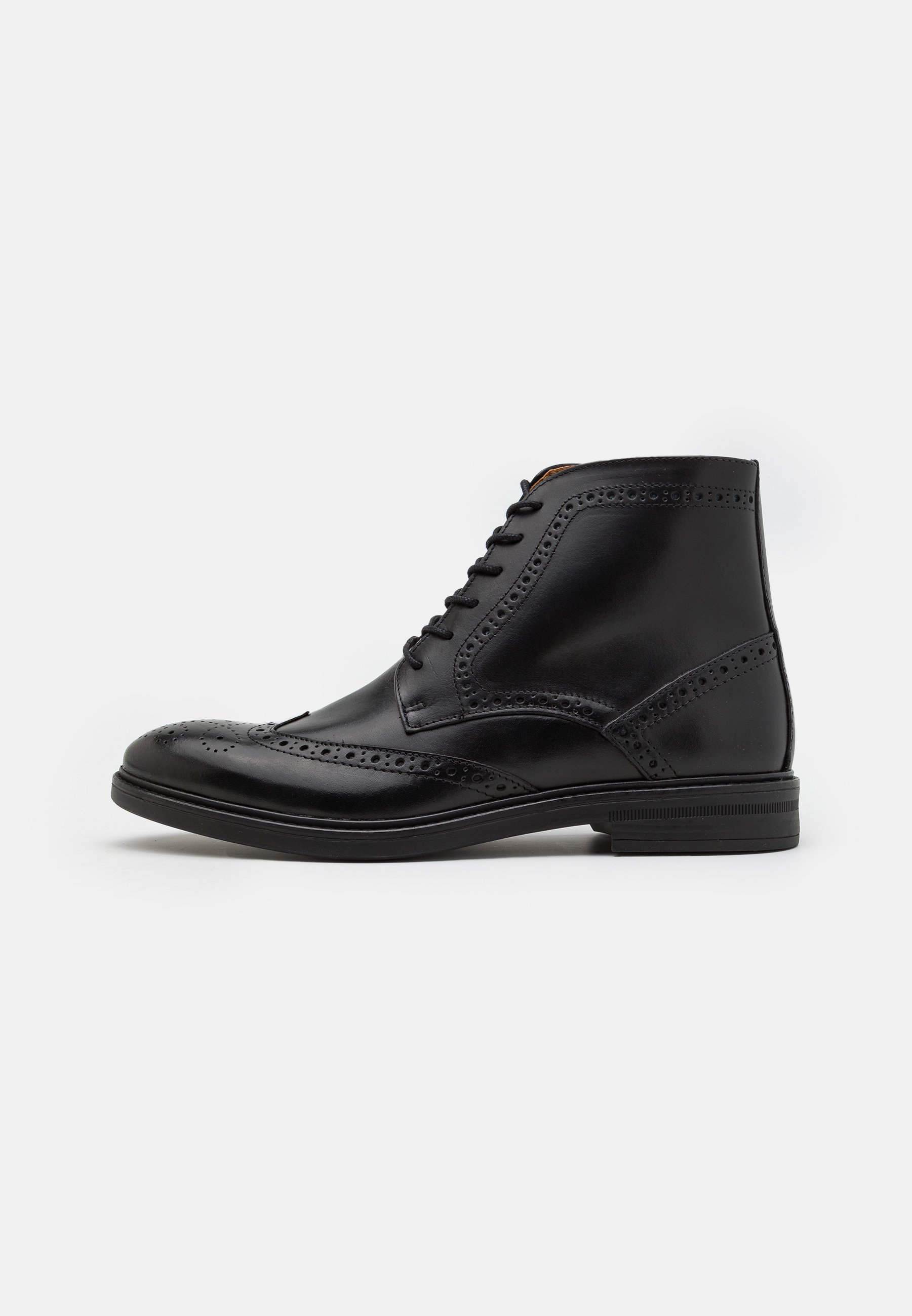 zign suede lace up boots