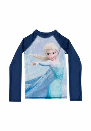 Langärmeliges marineblaues Hemd mit einer blonden weiblichen Figur in blauem Kleid, die die Arme ausgestreckt hat, und Schneeflockenmuster auf dem Torso.