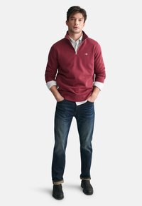 GANT SHIELD HALF ZIP  - Sweatshirt - wine red