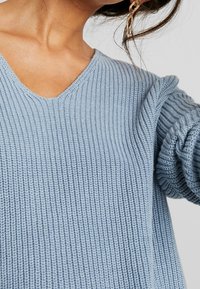Part Two Svetr - blue-grey