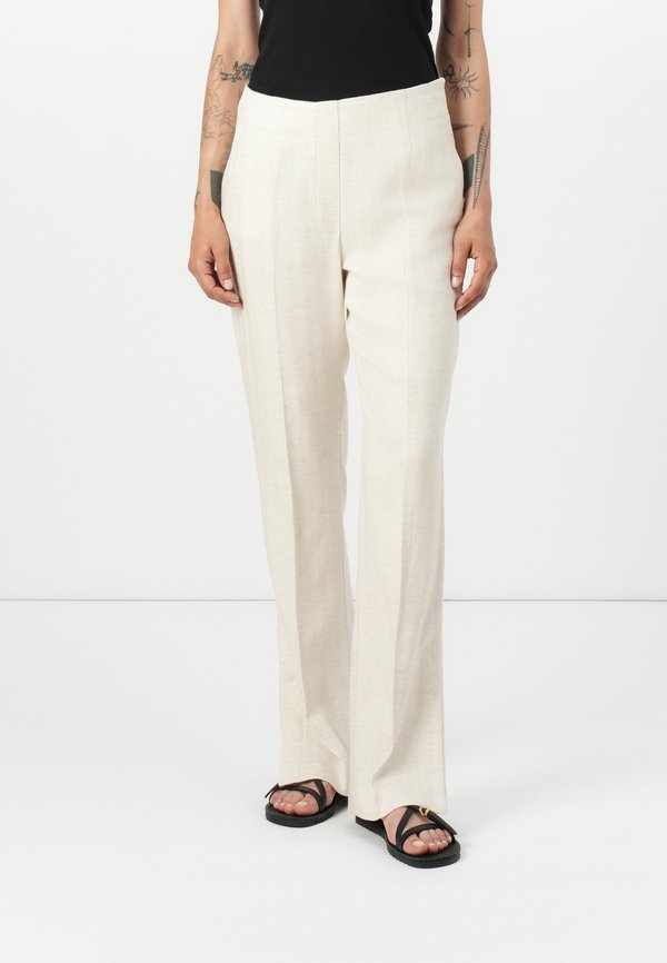 MILO SUMMER - Trousers - pistachio shell