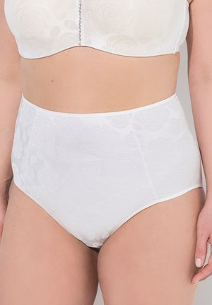 Culotte blanche taille haute avec un motif en dentelle florale, texture lisse et bandeau élastique doux. Conçue pour le confort et la couverture.