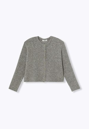 Gilet côtelé gris avec des manches longues, un col rond et des boutons dorés sur le devant. Le tissu texturé ajoute un intérêt visuel.