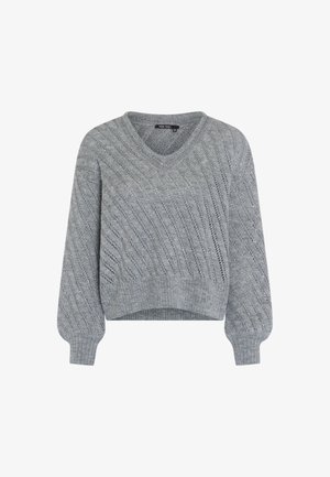 Gray knitted sweater with a V-neck, featuring a diagonal rib pattern, balloon sleeves, and a cropped hem. Textured fabric adds depth.