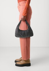 ONLY - ONLVIOLET GLITTER SHOULDER BAG  - Rokassoma - black Miniatūras attēls 1