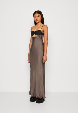 EVANGELINE STRAPPY MAXI DRESS - Occasion wear - pewter/black