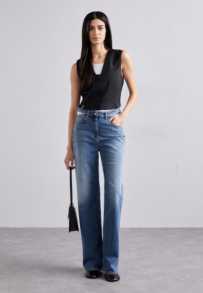 Iro LAMBERTA - Laisvo kirpimo džinsai - mid used denim