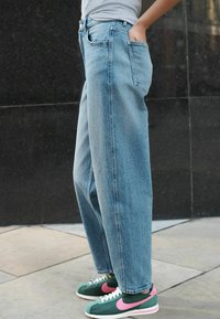 Next AUTHENTIC BARREL TALL - REGULAR FIT - Džínsy mom - mid blue