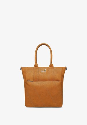 Hellbraune Leder-Shopper-Tasche mit strukturierter Oberfläche, zwei Griffen, vordere Reißverschlusstasche und diagonalen Steppakzenten. Logo auf der Vorderseite angebracht.