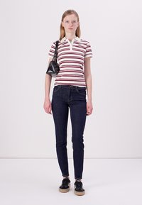 JDY JDYFINA ANKLE - Prigludę džinsai - dark blue denim