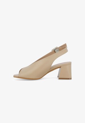 Sandalo beige con punta aperta e cinturino slingback, tacco a blocco e fibbia regolabile, realizzato in pelle liscia.