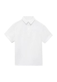 Bílá polo košile s krátkým rukávem vyrobená z lehké tkaniny, se límečkem a třemi knoflíky, s čistou a hladkou texturou.