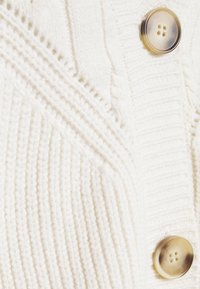 Gestuz Cardigan - off-white