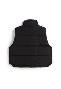 Svart vadderad väst med hög krage, utrustad med horisontell sömnad och rak nederkant. Materialet verkar slätt med en lättviktig design.