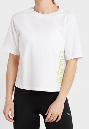 Sports T-shirts - white