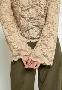 Desires Overhemdblouse - fog sand