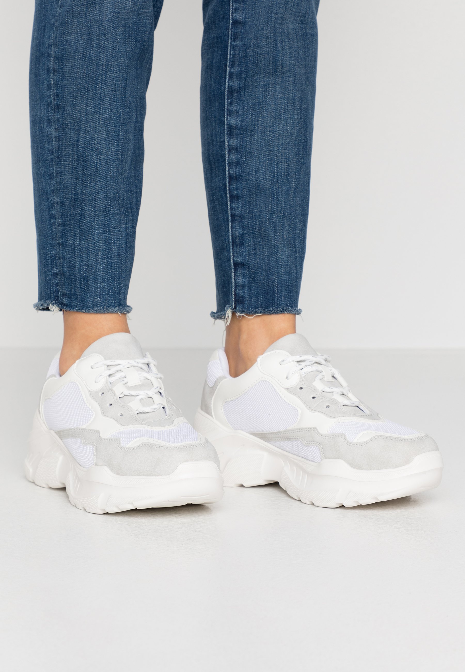 TUCKER CHUNKY TRAINER Sneakers whitegrey TUCKER CHUNKY TRAINER Sneakers whitegrey