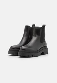 Tamaris Platform ankle boots - black