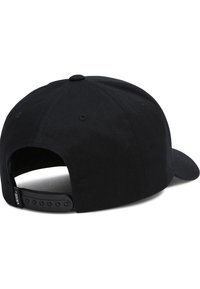 Gorra snapback negra con un diseño estructurado, visera plana y corredera de plástico ajustable. La tela presenta una superficie texturizada y sutiles detalles de costura.