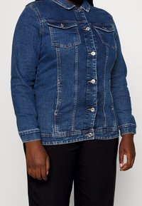 ONLY Carmakoma Džínová bunda - blue denim