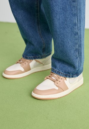 AIR JORDAN 1 MID - High-top trainers - pale ivory