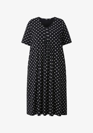 Robe noire longueur genoux avec manches courtes, encolure en V et motifs blancs en forme d'étoiles couvrant uniformément le tissu.