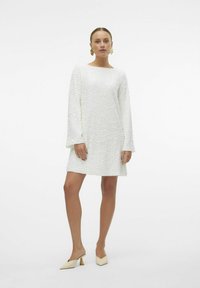 Vero Moda LAILA SEQUIN BOW - Kokteilikleit/peokleit - snow white