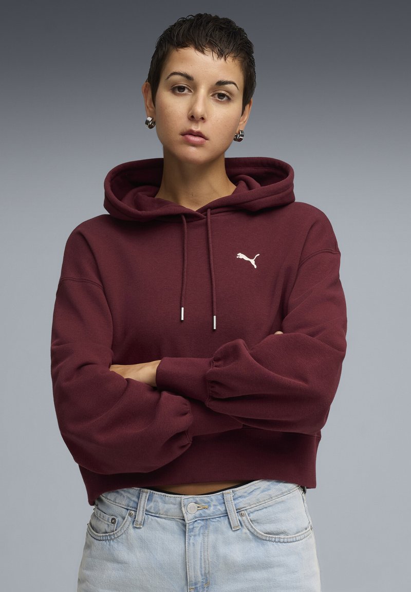 Puma WARDROBE ESS RELAXED FIT - Mikina s kapucí - ruby shimmer