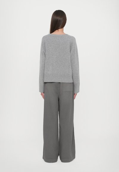 CLOSED CREW NECK WIDE SLEEVE - Maglione - light grey