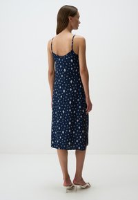 Jimmy Key MIDI WITH V-NECK STRAPS - Vestito casual - dark blue