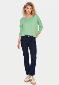 Saint Tropez MILASZ R-NECK - Svetr - zephyr green