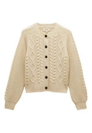 Cremfarbener Cardigan mit Zopfmuster, rundem Ausschnitt und sechs braunen Knöpfen auf der Vorderseite. Gerippte Bündchen und Saum.