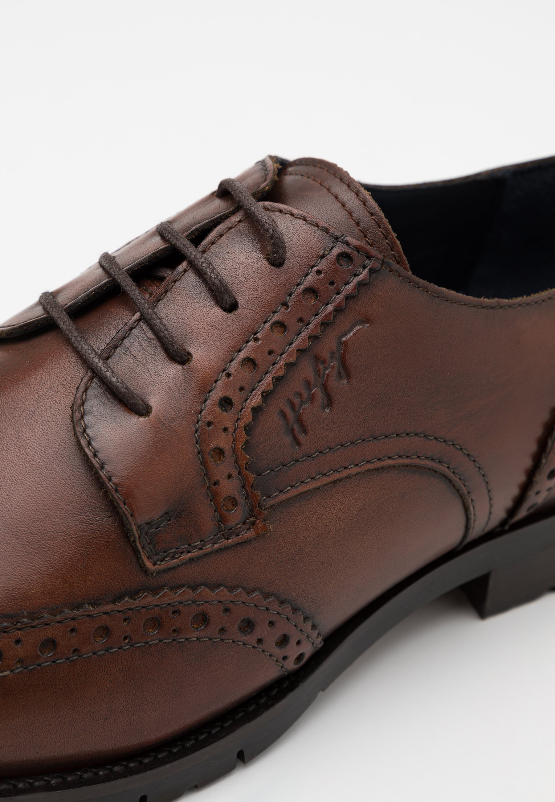 tommy hilfiger brogues